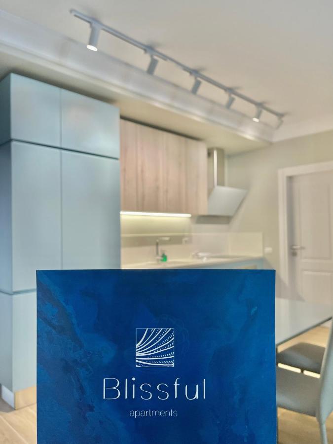 Blissful Apartments Sarandë Exterior foto